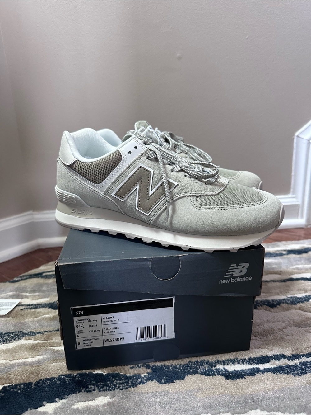New Balance Women's 574 Classic Sneaker in Light Gray